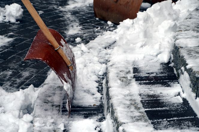 Silniční sůl_snow_stone
