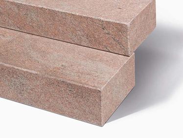 Blokové schody gneiss Bologna řezané na míru