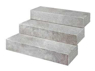 Blokové schody vápenec Camino Grey vystavené