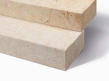 Blokové schody vápenec Cremona řezaný na míru