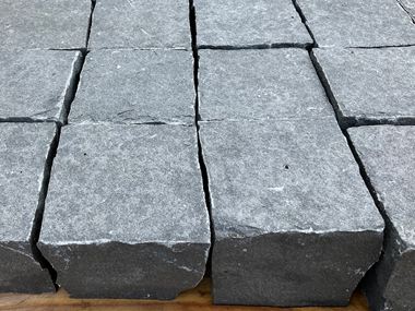 cobblestone_takeda_near