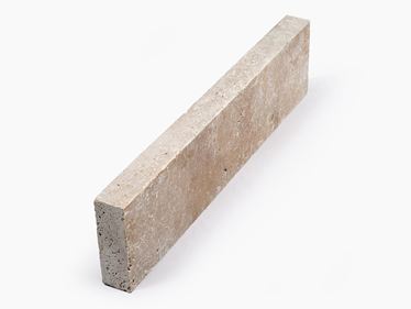 Obrubník na trávník Travertin Noce