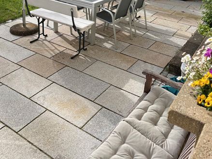 Granite_patio_slab_Girona_Antique_Bank