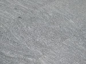 Detail žulové desky ve speciální položce