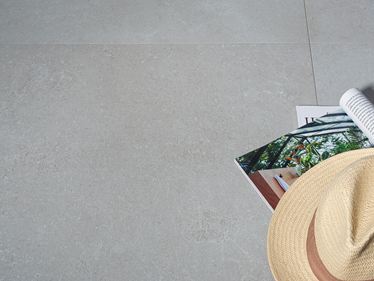 Panely s efektem kamene Sevilla Pearl s kloboukem