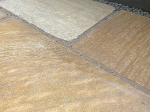 Quartzite-terrace-slab-near2