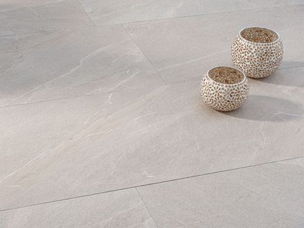 Moderní břidlicový vzhled ve světle zlaté a krémové barvě: to je Canyon Gold.