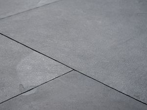 Desky břidlice Mustang v černé barvě se vzorem spár