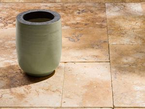 Gold travertinové desky se zeleným dekorem