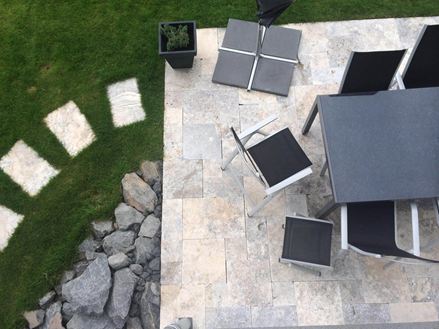 Fotografie zákazníka Silver travertinové desky, terasa s posezením