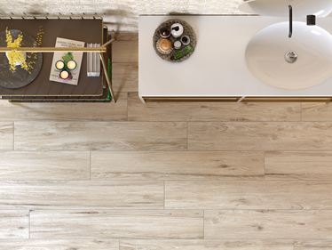 Koupelna s dlaždicemi Scandi Light, shora