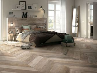 Ložnice s kameninovými obklady Indie Sky v béžovo-hnědých tónech