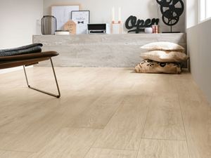 Moderní vintage nábytek s dlaždicemi s efektem dřeva Urban White