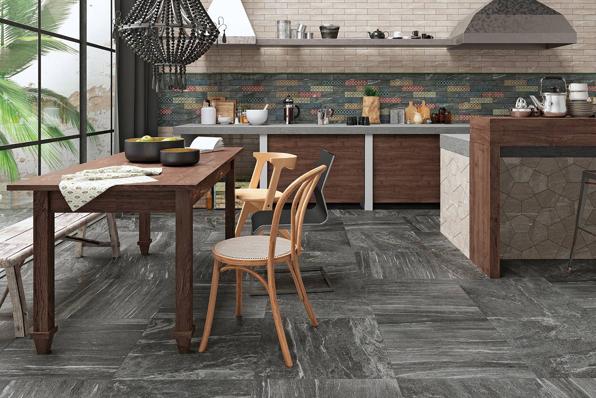 Moderní kuchyně s elegantními tmavými dlaždicemi Kuchyně s dlaždicemi Dolomit Black