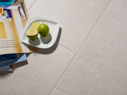 Dlaždice Sevilla Cream s vápnom