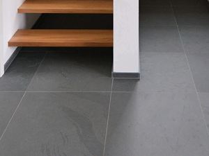 Gal1_Focení pro zákazníka – břidlicové dlaždice – Grey Slate – schodiště – js