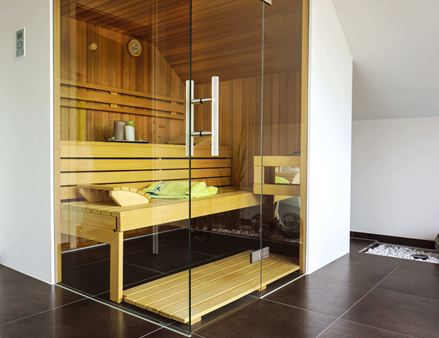 Sauna s obklady z přírodního kamene