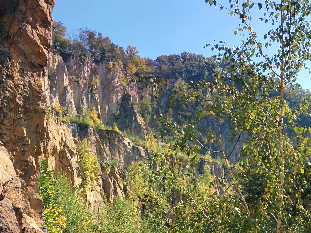 Lom na přírodní kámen porfyr