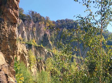 Lom na přírodní kámen porfyr