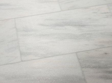 Mramorové dlaždice Calacatta s leštěným povrchem