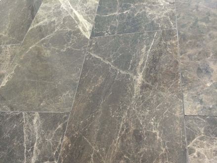 Mramorová dlažba Emperador Dark leštěná