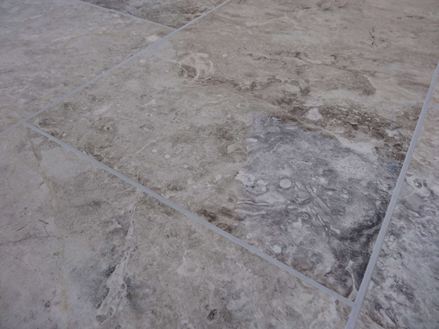 Dlaždice Silver Shadow, pohled z boku