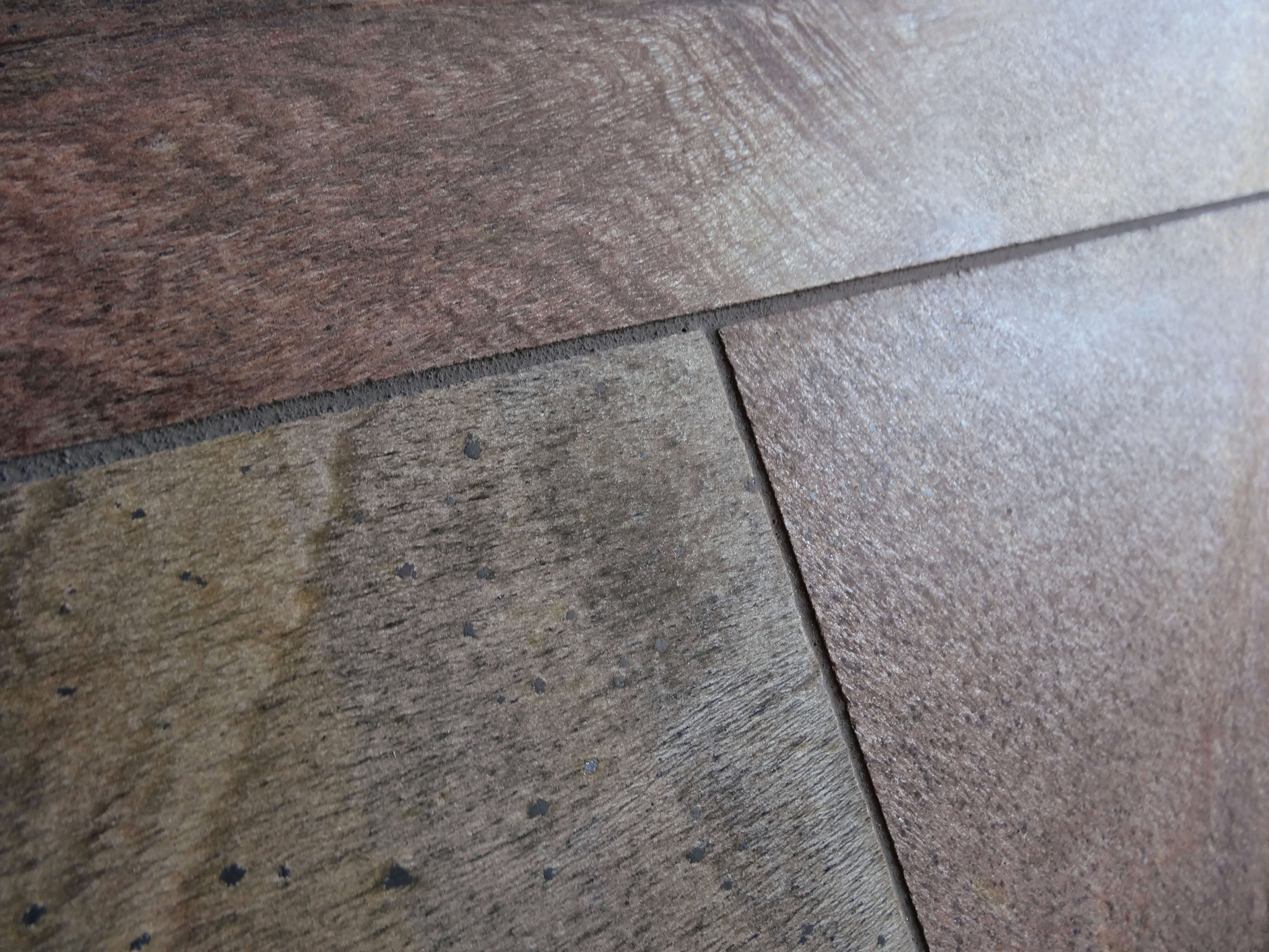 Dlaždice Quarzit Měď boční příjem spáry