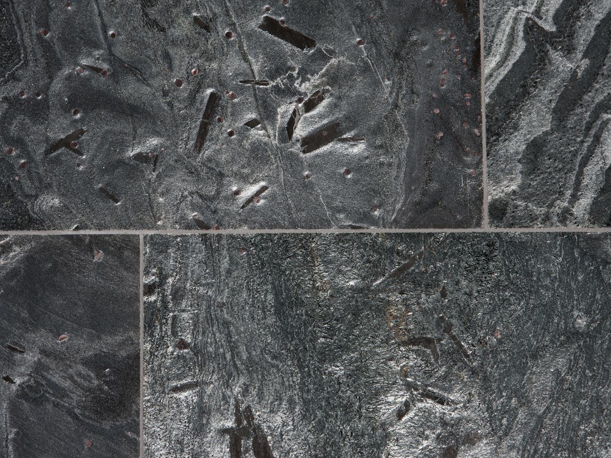 Dlaždice Silver Grey, detailní záběr spár