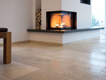 Krbová místnost s travertinovou podlahou Medium Line
