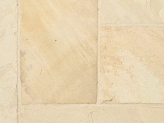 Detailní záběr na desky z pískovce Yellow Mint shora