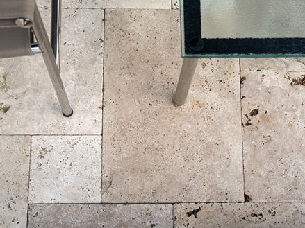 Rustic travertin: pravý kámen s charakterem