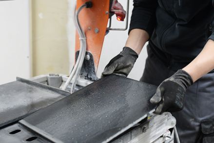 Řezání přírodního kamene není obtížné!