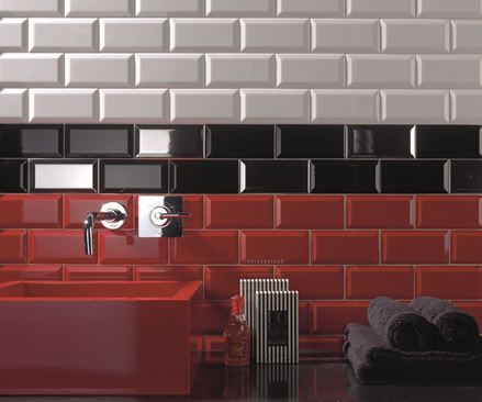 Casa1 metro dlaždice blanco negro rojo