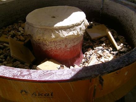 Výroba tromlovaného travertinu