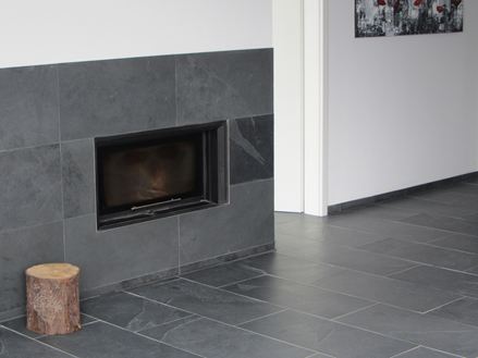 Krbová plocha s dlaždicemi