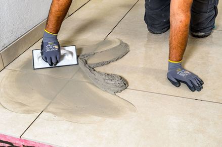 Pokládka terasové kameninové malty