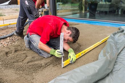 Kontrola porcelánové kameninové terasové dlažby Sopro