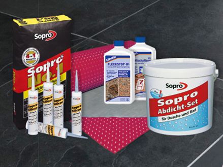 Profesionální doplňky před tmavou břidlicovou podlahou